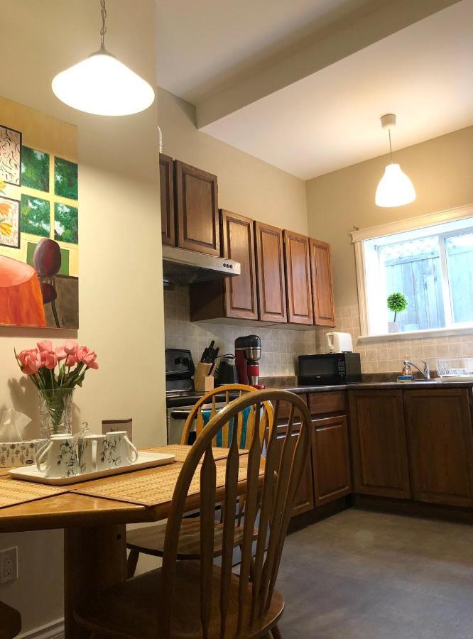 University Cabana Inn Victoria Zewnętrze zdjęcie